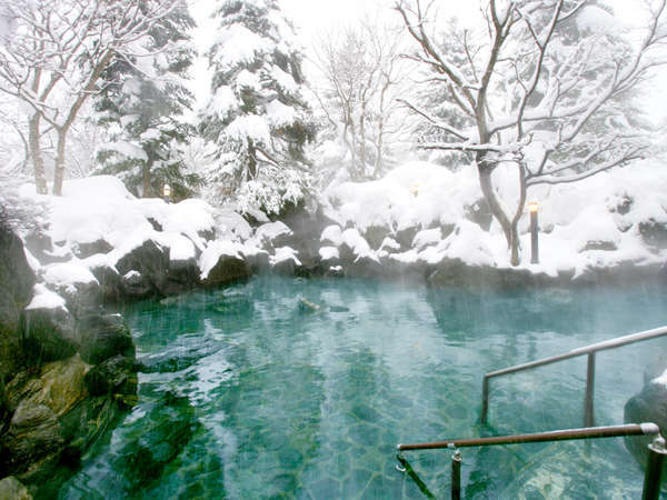 Open-air bath